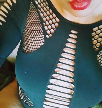 , 28  female escort, Hamilton