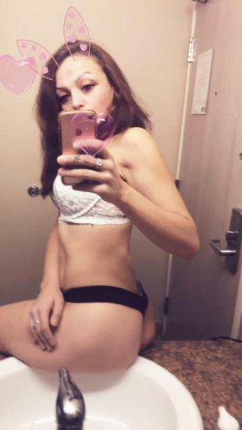 , 21 European female escort, Hamilton