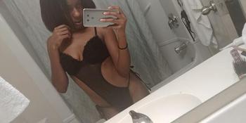 , 23 Indian female escort, Hamilton