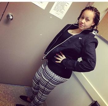 , 25  female escort, Hamilton