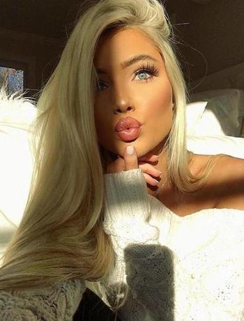 , 19  female escort, Hamilton