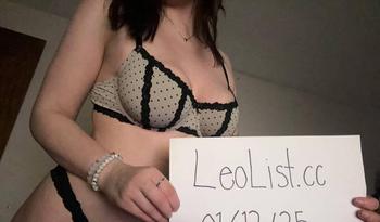 Ashley, 30 Caucasian/White female escort, Hamilton