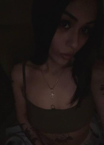 Lina, 24 Mixed female escort, Hamilton