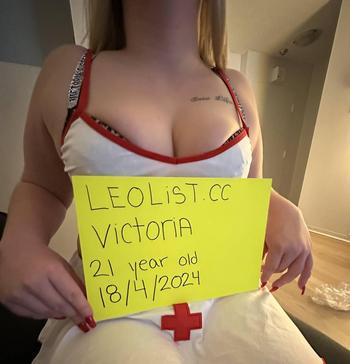 Victoria6139122036, 22 Caucasian/White female escort, Hamilton