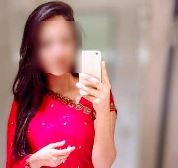 Anya, 25 Indo Canadian female escort, Hamilton
