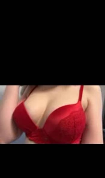 Lolla Vixon, 22 Caucasian/White female escort, Hamilton