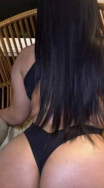 Lora, 30 Middle Eastern female escort, Hamilton