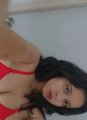 Sonia, 23 Indo Canadian female escort, Hamilton