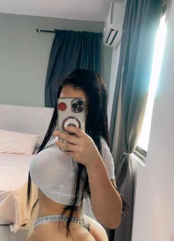 Yeimi, 27 Asian female escort, Hamilton